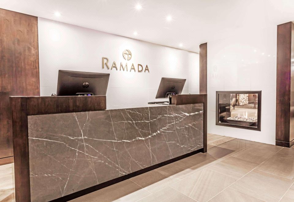 라마다 바이 윈덤 오타와 호텔 외관