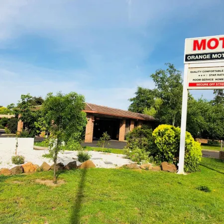 Orange Motor Lodge