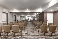 Holiday Inn Express & Suites Salt Lake City West Valley Hotels in West Valley City