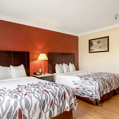 Red Roof Inn & Suites Monterey Hotels near Perry House
