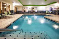 Holiday Inn Express & Suites NEWPORT SOUTH by IHG - Pools