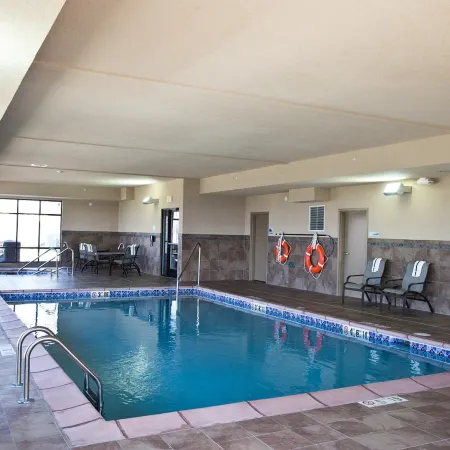 Holiday Inn Express & Suites URBANDALE DES MOINES by IHG