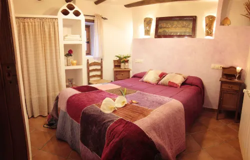 Romantic House for 2 or 4 People with Jacuzzi - Mountain view