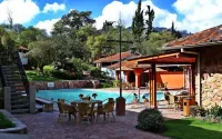 Hosteria Durán - piscina