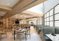 Hilton Santa Monica - breakfast