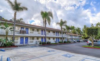 Motel 6 Chino, CA - Los Angeles Area