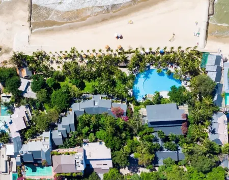 Hoang Ngoc Beach Resort Отели в г. Фантхиет