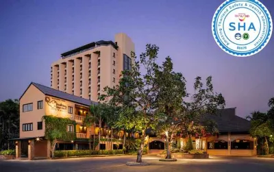 Holiday Garden Hotel & Resort