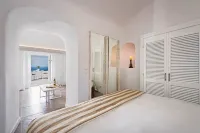 Athina Luxury Suites - Hot Springs