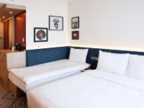 ハンプトン バイ ヒルトン ミュンヘン エアポート サウス ハンベルクモースのホテル