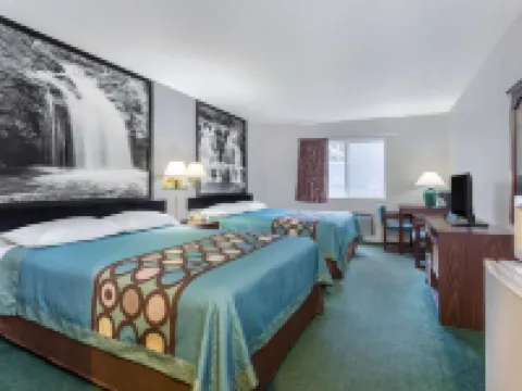 瑞德堡速8酒店 索克縣酒店