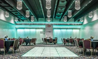 Quality Inn and Conference Center Tampa-Brandon - Housity