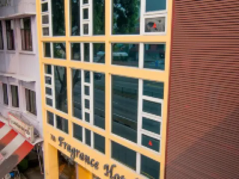 Fragrance Hotel - Kovan Các khách sạn gần Sân Bay Seletar