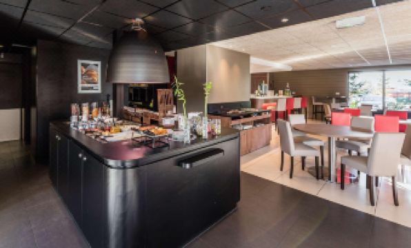 Kyriad Meaux Sud - Nanteuil les Meaux