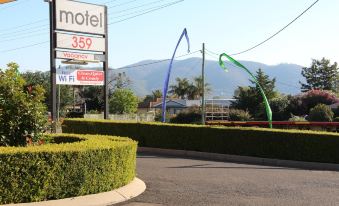 Motel 359