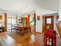 Quintal Das Oliveiras