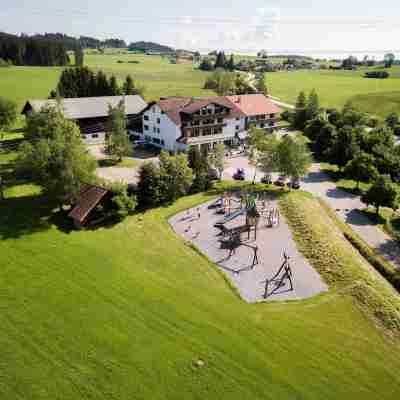 Familienhotel Lowen Hotel Exterior