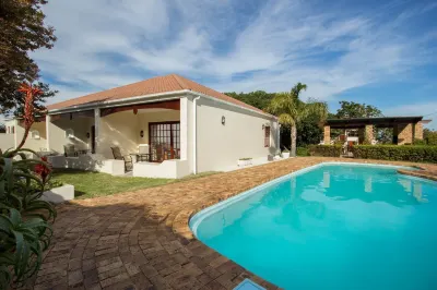 Milkwood Lodge Hotels in Voelklip