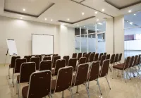 Amaris Hotel Mampang - Jakarta