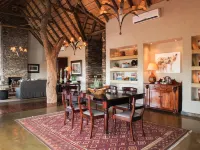 Madikwe Hills Hotels in Zeerust