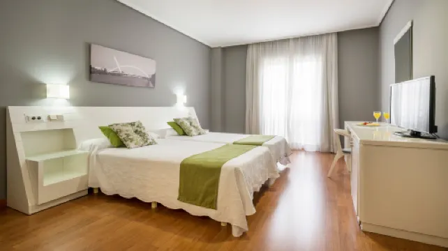 Hotel ILUNION Alcora Sevilla Photos