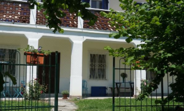 La Casa Blu - Housity