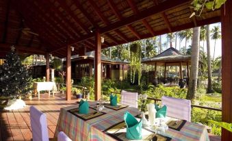Lipa Bay Resort