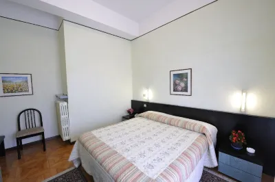 Hotel Villa Mon Toc Hotels in Vezzo
