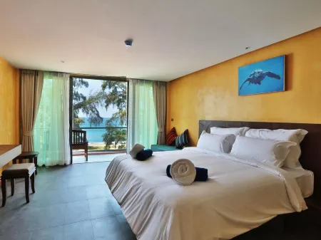 Coriacea Beachfront Boutique Phuket Resort