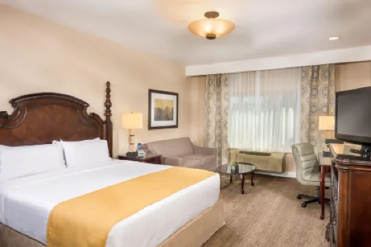 Ayres Suites Ontario at the Mills Mall - Rancho Cucamonga Отели в г. Онтэрио