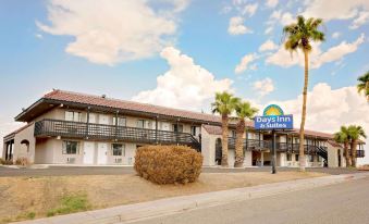 Days Inn & Suites by Wyndham Needles