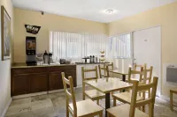 Sol Springs Inn Hotel di Cathedral City