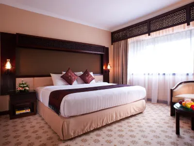 카르티카 찬드라 쿠닝안 호텔