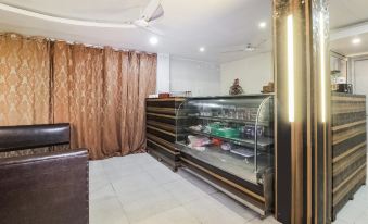 OYO 786 Hotel Shree Guru Annex