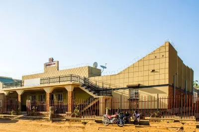 Satellite One Hotel Hôtels à : 