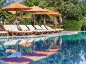 AKKA Claros Hotel
