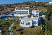 Golden Milos Beach House by Domotel - bar