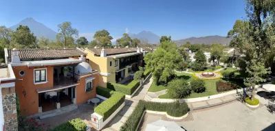 Villa Colonial Hotels in Santa Ana