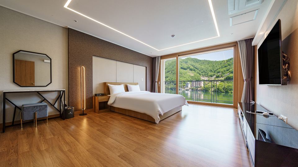 Gapyeong Riverville
