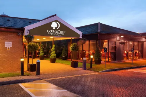 DoubleTree by Hilton Bristol North فنادق في Almondsbury