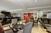 Protea Hotel Mahikeng - Bares