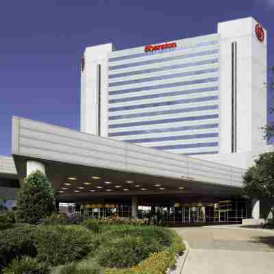 Sheraton Arlington Hotel Hotel Exterior