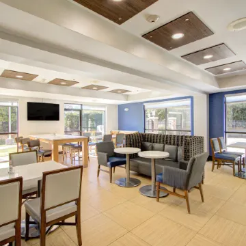 Holiday Inn Express & Suites CHARLOTTE-CONCORD-I-85 by IHG