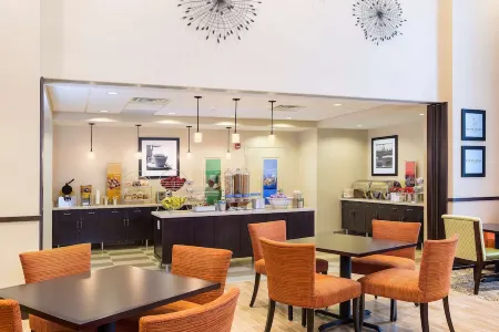 Hampton Inn & Suites Philadelphia Montgomeryville