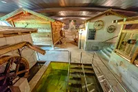 Thermal Hotels & Walliser Alpentherme Leukerbad - Suối nước nóng