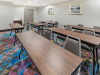 La Quinta Inn & Suites by Wyndham Houston Southwest Các khách sạn gần Trung tâm mua sắm Plazamericas Mall