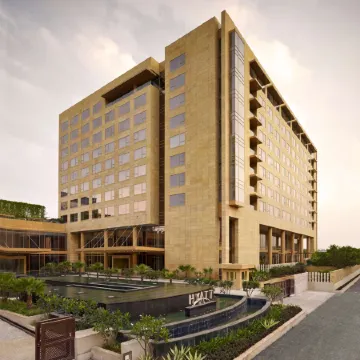 Hyatt Regency Pune Отели рядом с Аэропорт Логеджаон