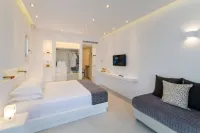 Alexandros Apartments