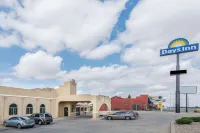 Days Inn by Wyndham Pueblo Các khách sạn gần Sangre de Cristo Arts & Conference Center