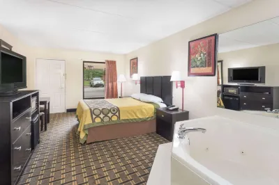 Super 8 by Wyndham Decatur/Lithonia/ATL Area Hotel a Stonecrest